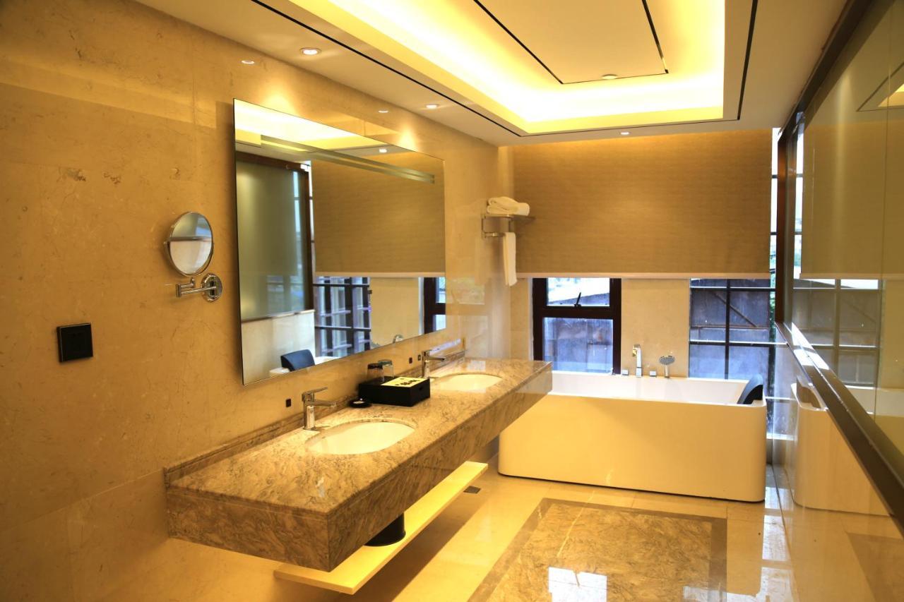 Zhongbo Art Hotel Kuangcsou Kültér fotó