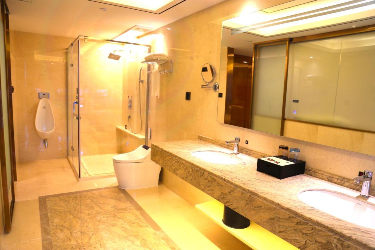 Zhongbo Art Hotel Kuangcsou Kültér fotó