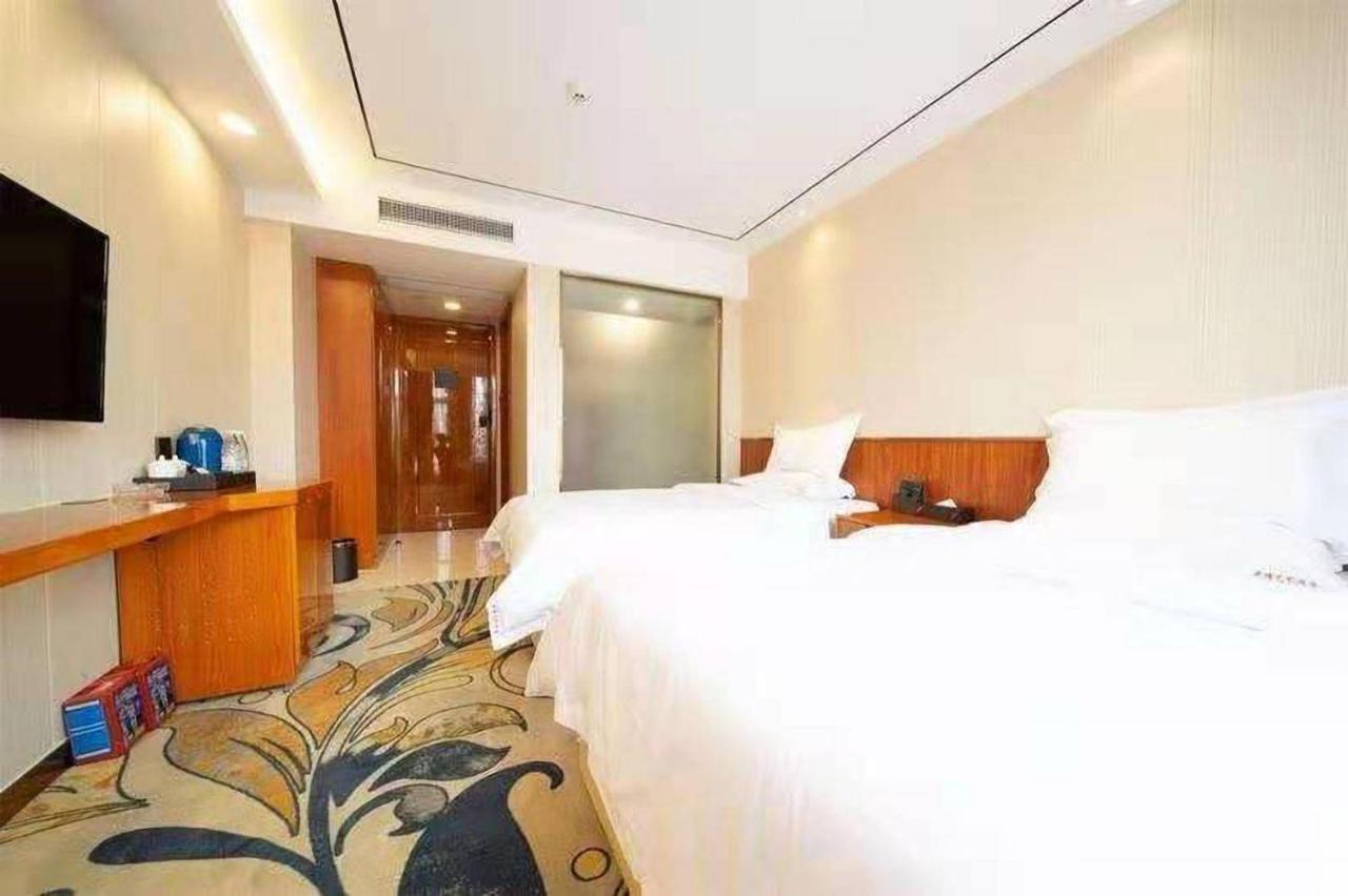 Zhongbo Art Hotel Kuangcsou Kültér fotó