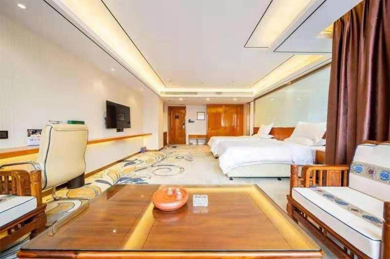 Zhongbo Art Hotel Kuangcsou Kültér fotó