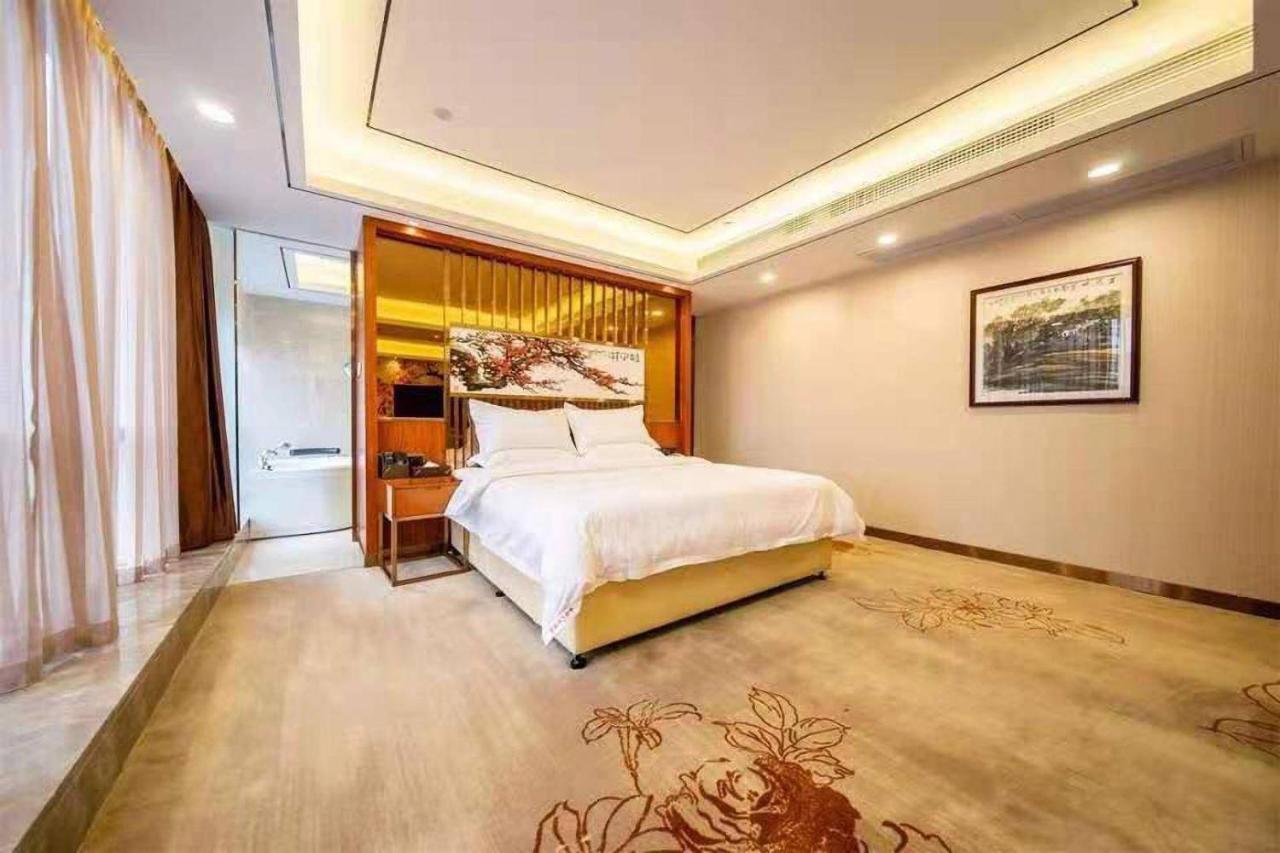 Zhongbo Art Hotel Kuangcsou Kültér fotó