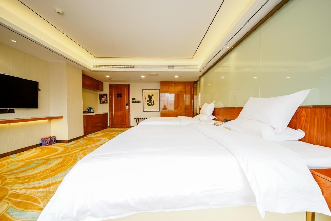 Zhongbo Art Hotel Kuangcsou Kültér fotó