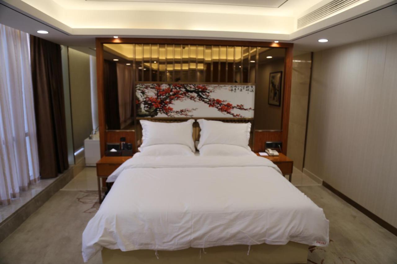 Zhongbo Art Hotel Kuangcsou Kültér fotó